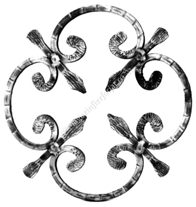 17/2 Rozeta forjata D.250mm cu C-uri din material de 8x8mm amprentat pe cant