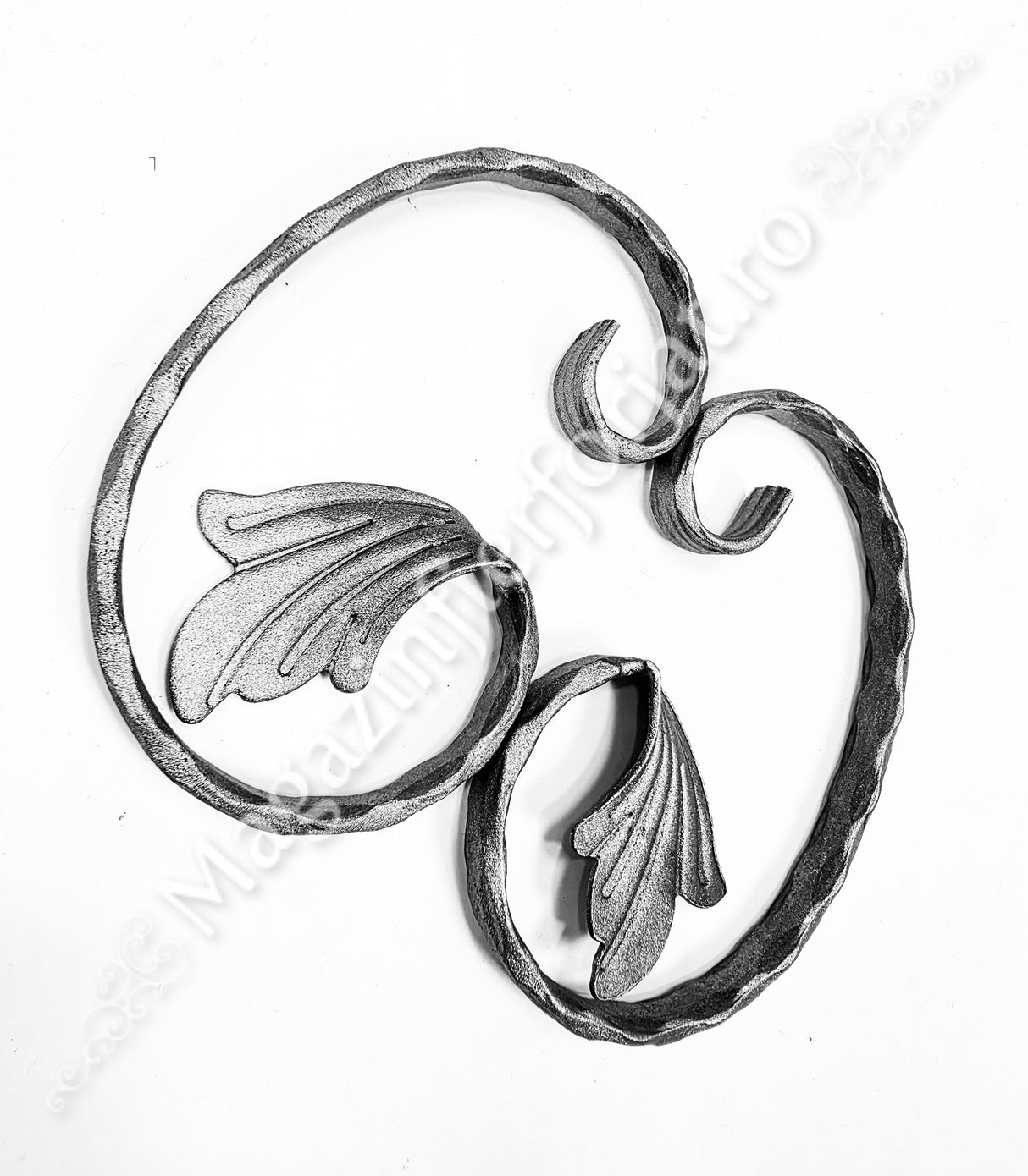 10.241.01 Ornament C 150x100mm cu o frunza din platband 12x6mm amprentat