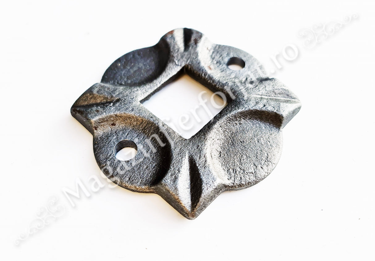 116/A/7/2G Placa de prindere stalp balustrada, cu 2 GAURI DE MONTAJ, 100x100x10mm cu gaura de 30x30mm turnata din OTEL