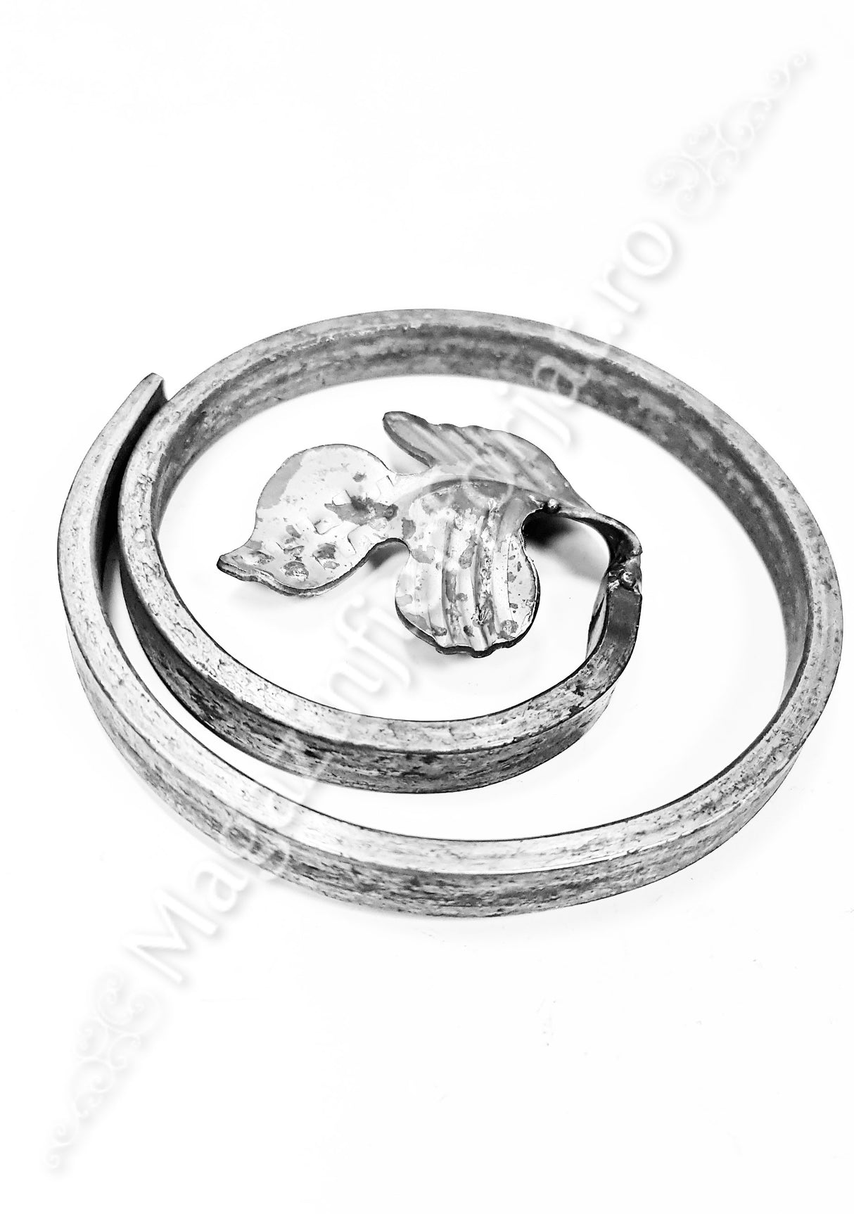 11.033.02 Cerc "MELCAT CU FRUNZA" D.120mm din 12x6mm neted forjat la un capat