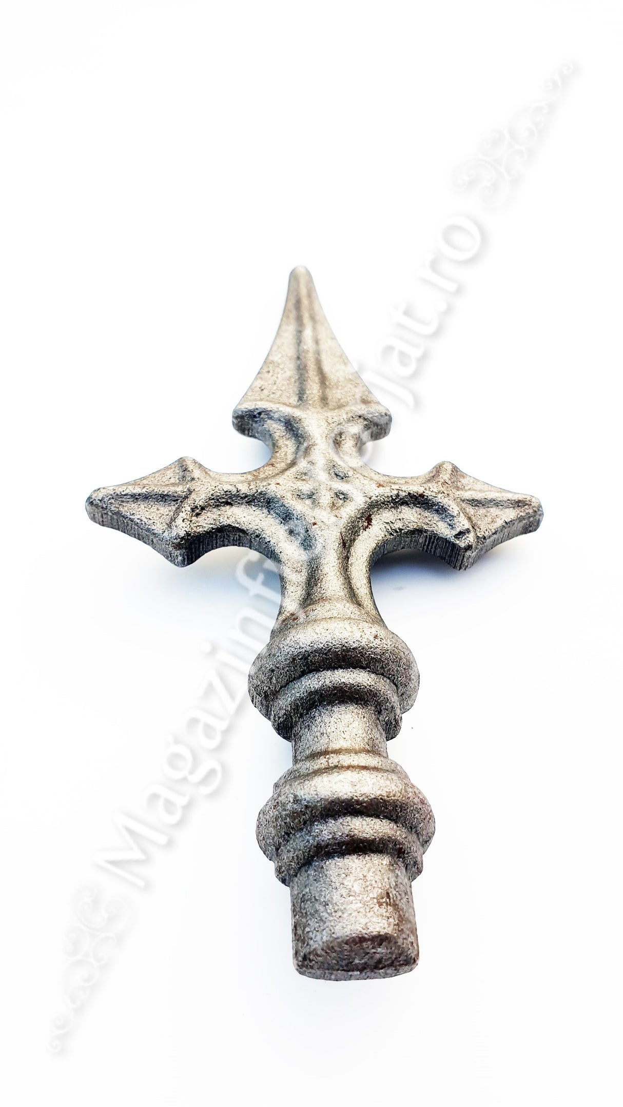 40.100 Varf CRUCE cu basorelief turnat din otel H.160mm L.90mm cu baza rotunda D.16mm