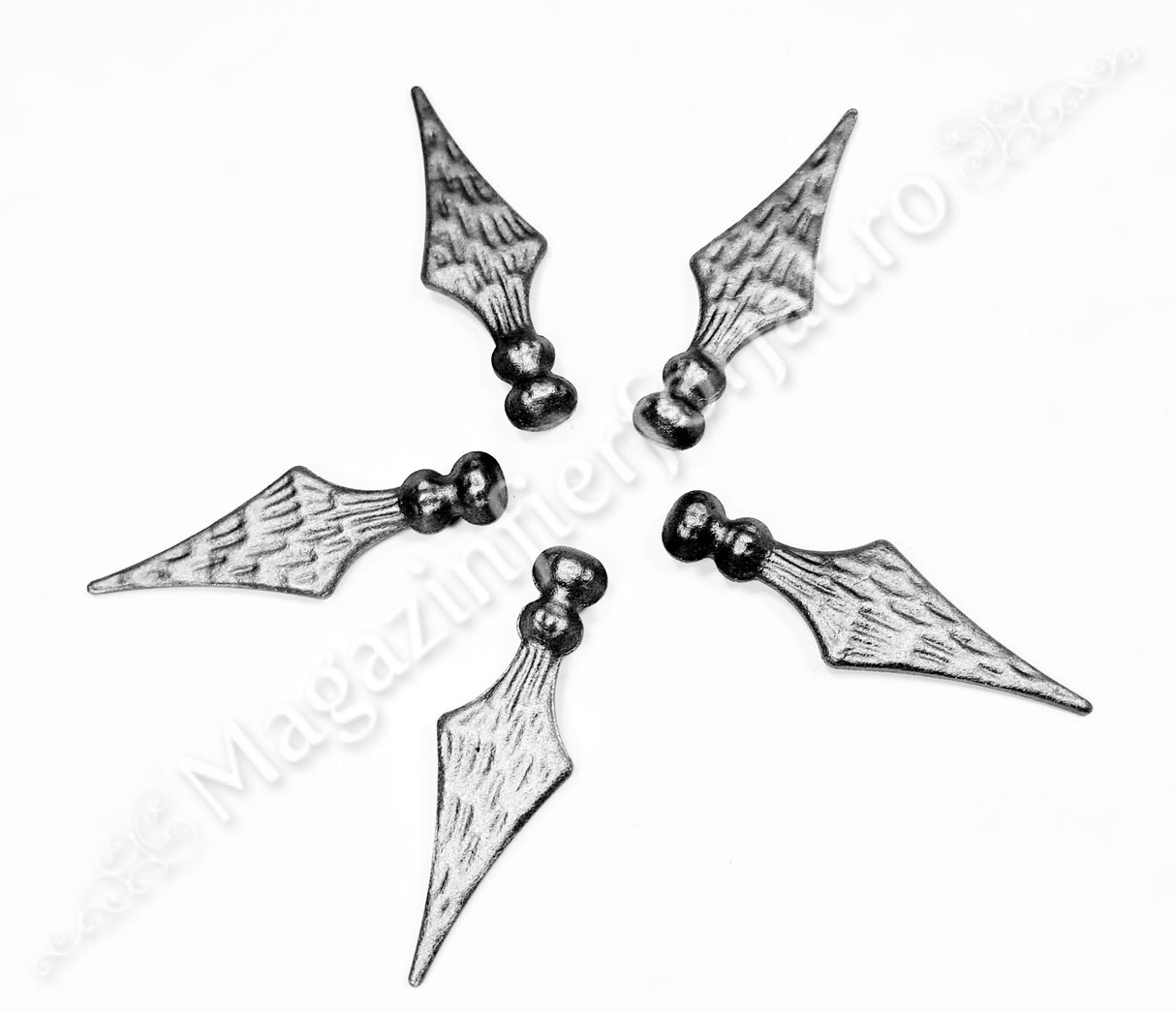 40.119 Varf de gard model "LANCE CU 2 BILE" turnat din OTEL cu H.145mm L.45mm cu baza D.25mm