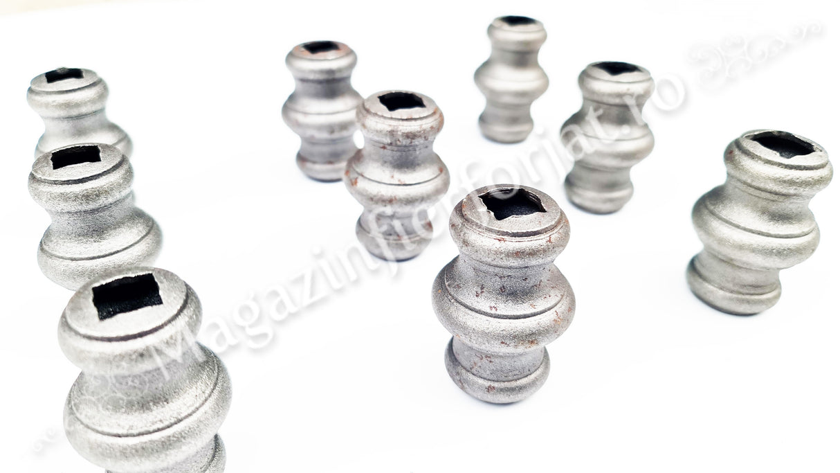 41.004 Pafta H.67mm D.45mm la mijloc, cu gaura patrata 14x14mm