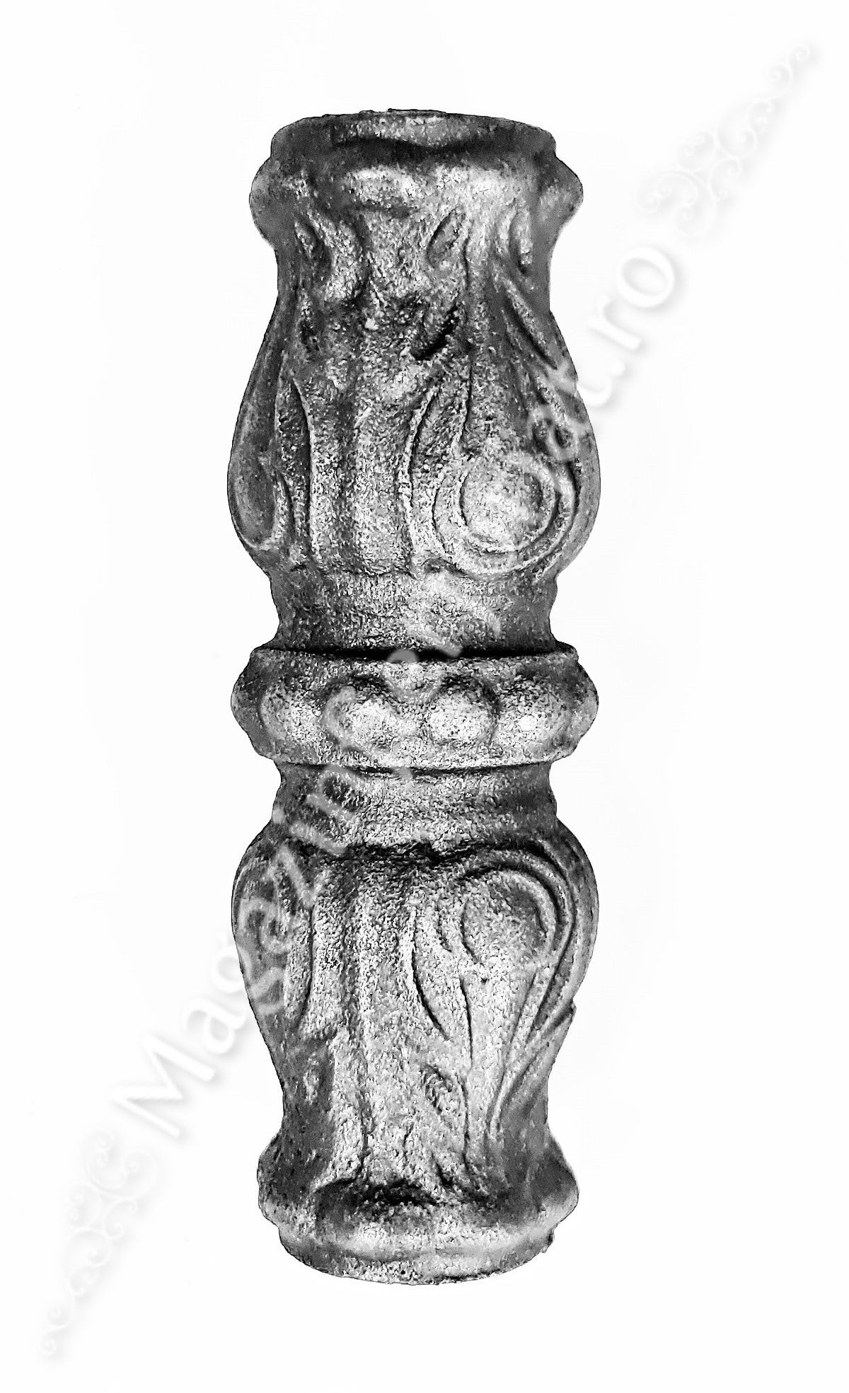 41.318.02 Pafta turnata cu basorelief H.121mm, interiorul 15.5x15.5mm, aliaj fier-fonta sudabila