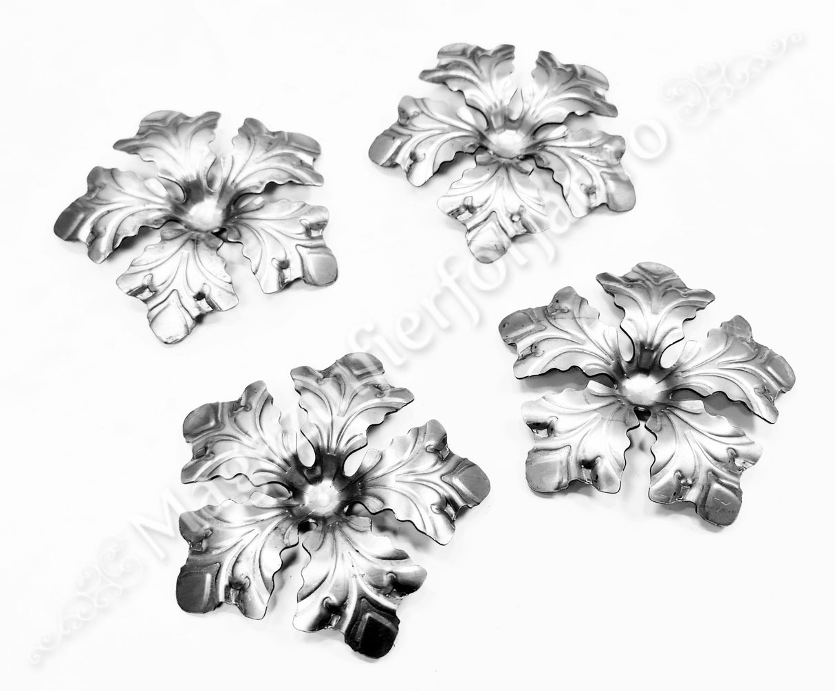 50.040 Floare amprentata cu 5 petale disponibila in 3 dimensiuni D.85mm/D.110mm/D.133mm din tabla decapata grosime 1.3mm
