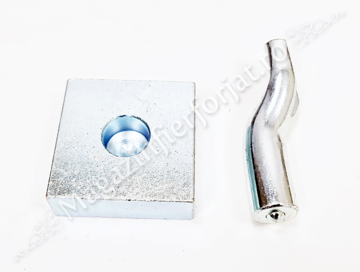 56.001.01 Pivot inferior D.20mm cu placa 60x60x20mm si frecare pe bila de rulment, zincat alb