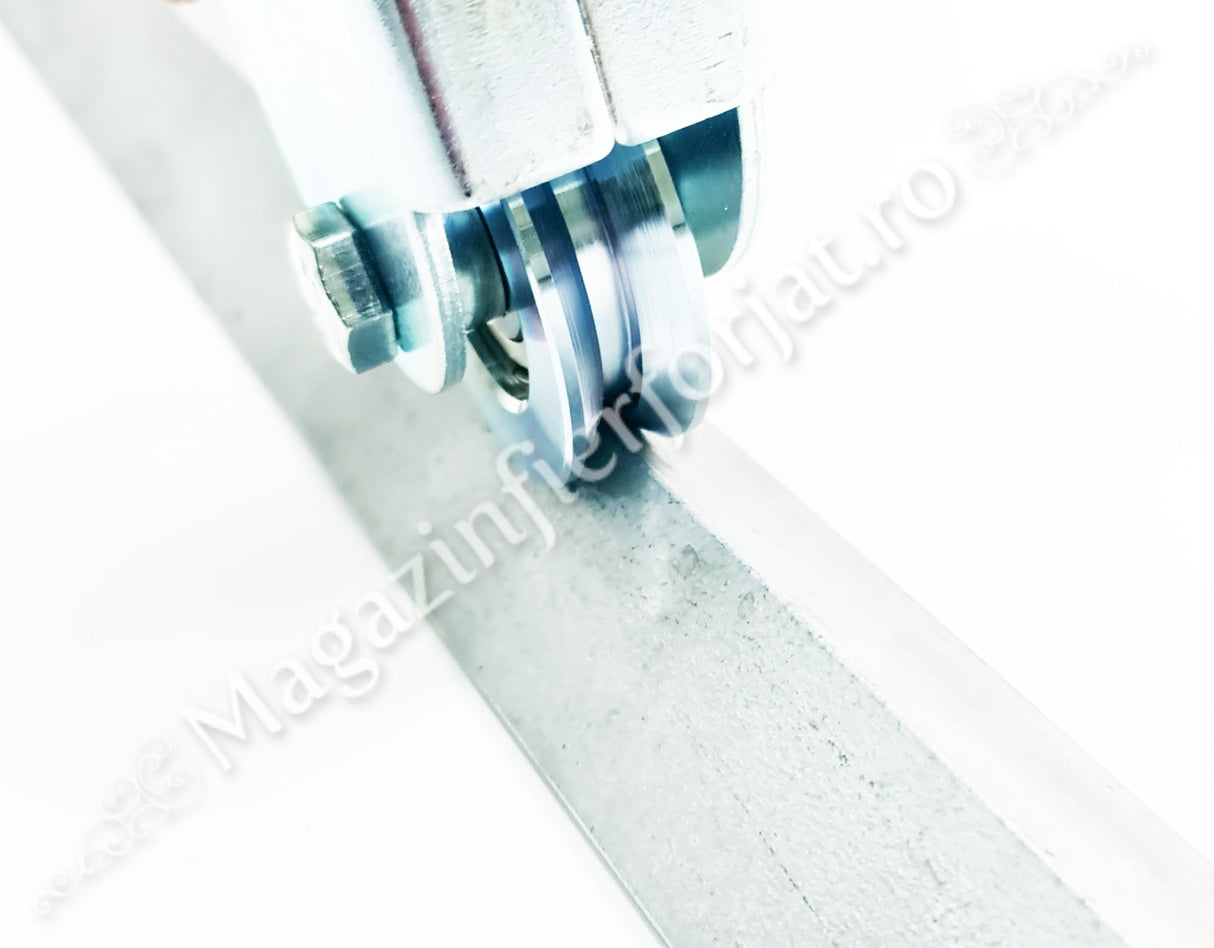 60.106 Rola de culisare cu suport exterior D.68mm pentru profil "V" 100KG