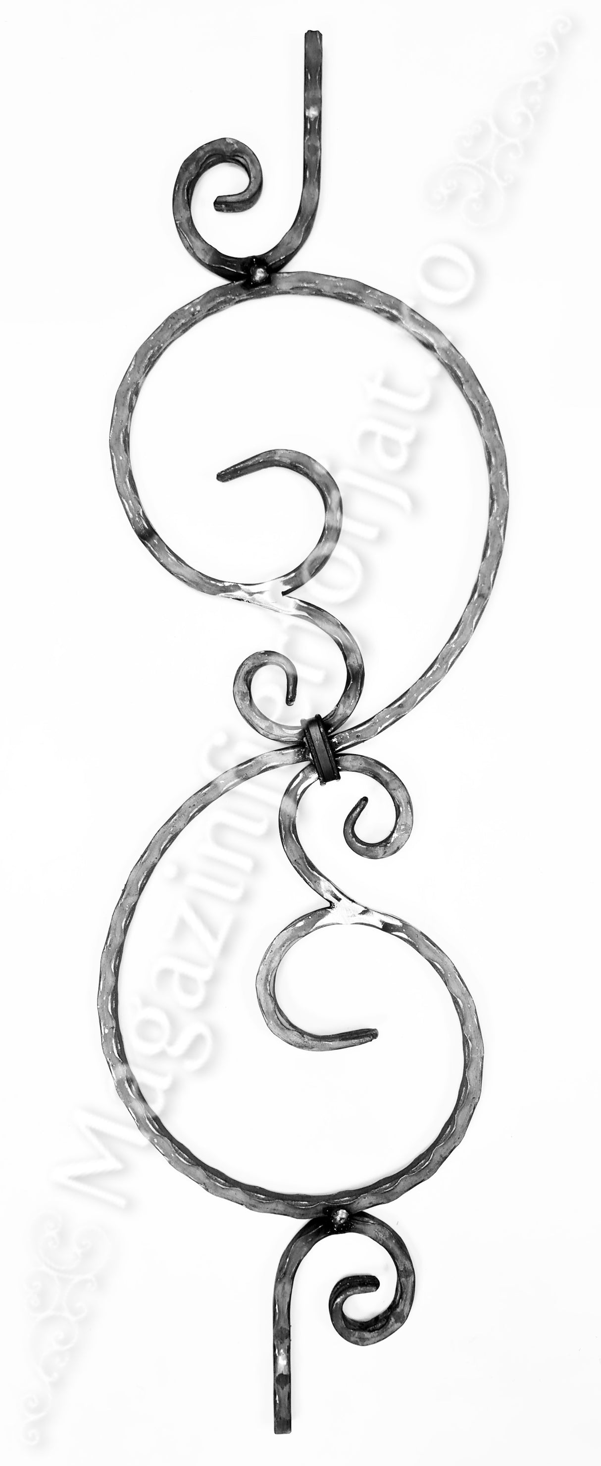 UNV70.37.1 Balustru in forma de "S" cu 4 C-uri si colier cu H.900mm x L.260mm din 12x12mm amprentat