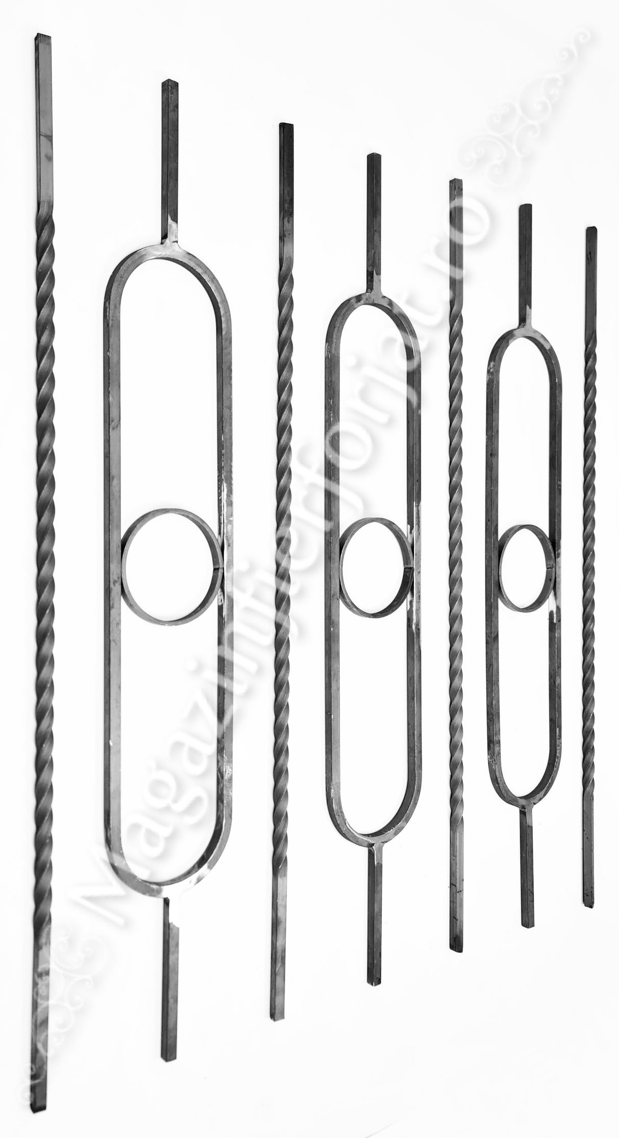 UNV70.35 Balustru MODERN CU OVAL H.900mm/1000mm L.130mm din fier plin 12x12mm neted