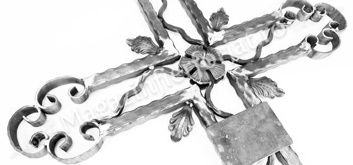 UNV92.16 CRUCE FUNERARA de mormant, cimitir din Fier Forjat H.1800mm x L.845mm VOPSITA sau NEVOPSITA