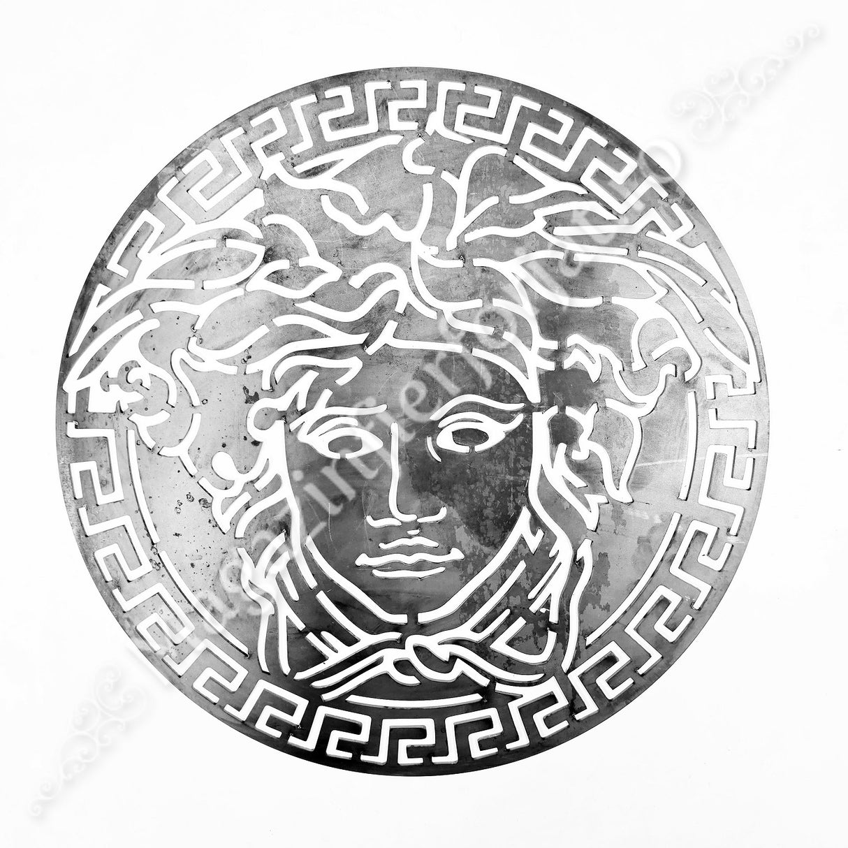 UNV94.27 Medalion decorativ din tabla debitata laser, model „CAP VERSACE MEDUSA-2” D.495mm cu grosimea de 3mm (Copy)