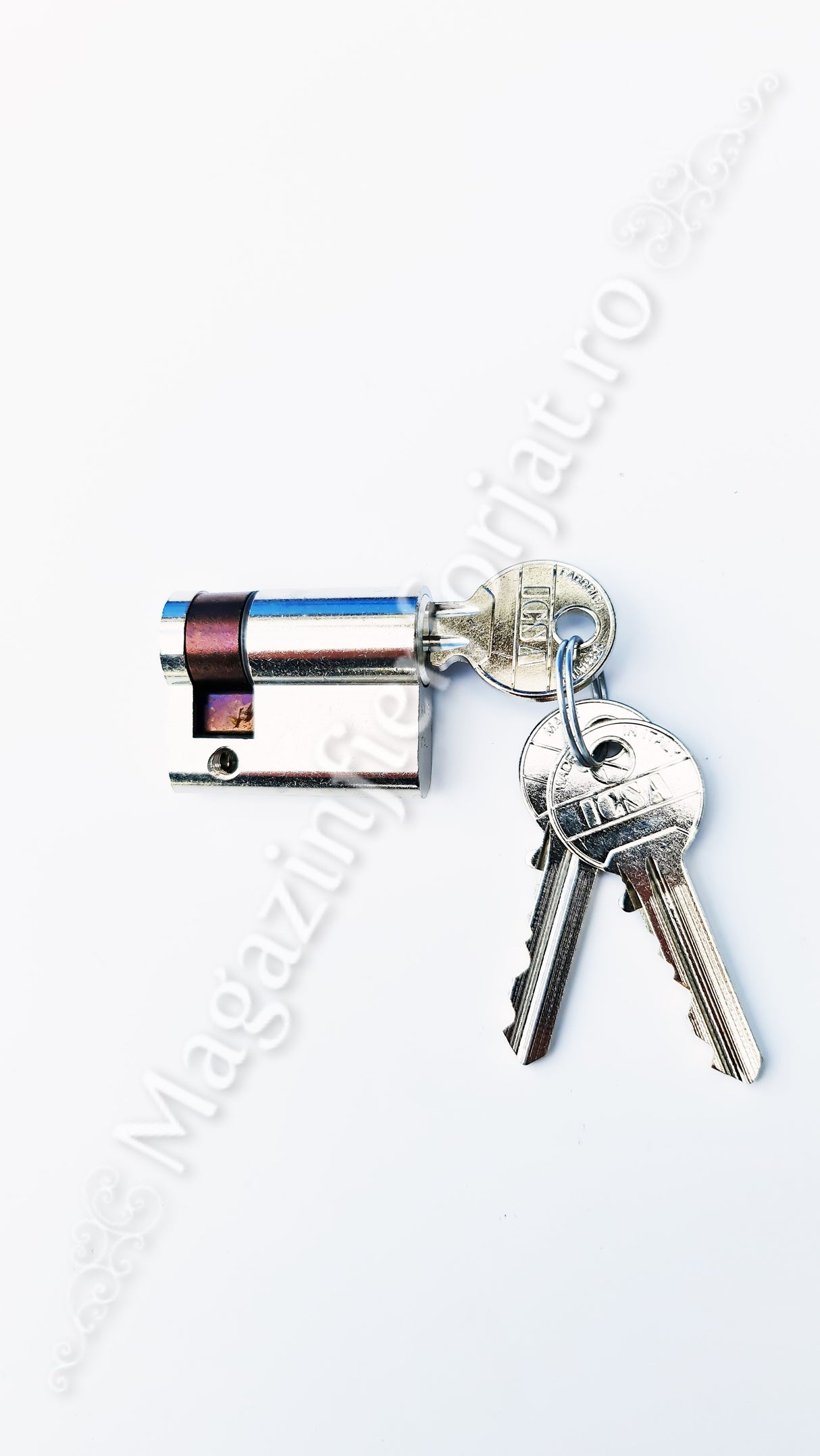 Butuc ICSA 75 - JUMATATE de 40mm, cu 3 chei, ideal pentru persiane, gratii sau usi cu deschidere doar din exterior sau interior