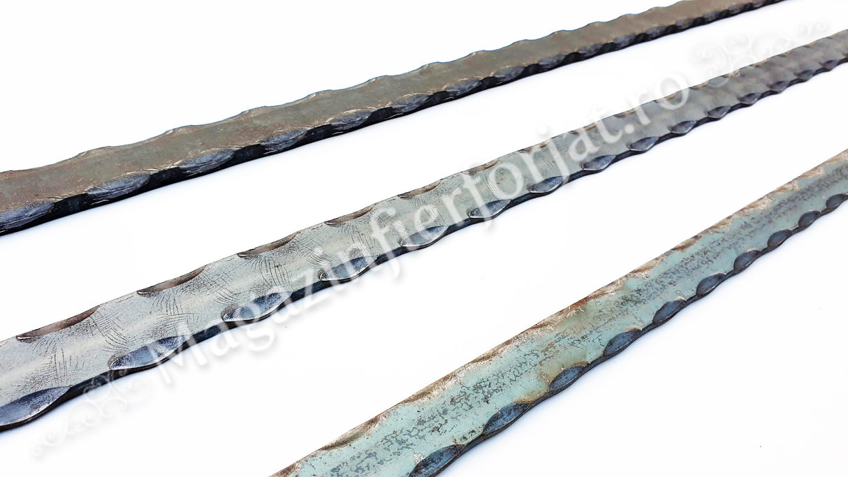 UNV10.308.1 Platband amprentat pe margini 30x8mm