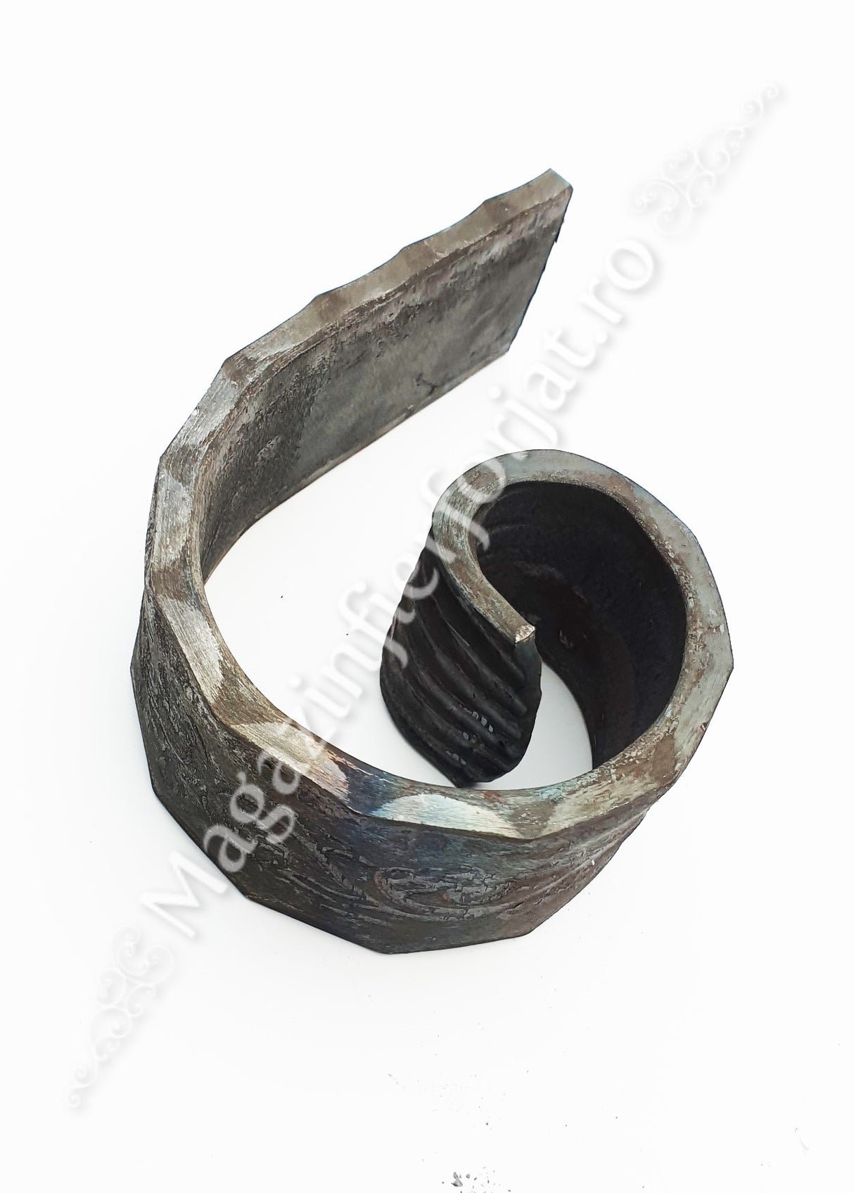 UNV10.408.3.4 Terminatie in forma de MELC-mic pentru mana curenta UNV10.408.3 - 40x8 cu flori