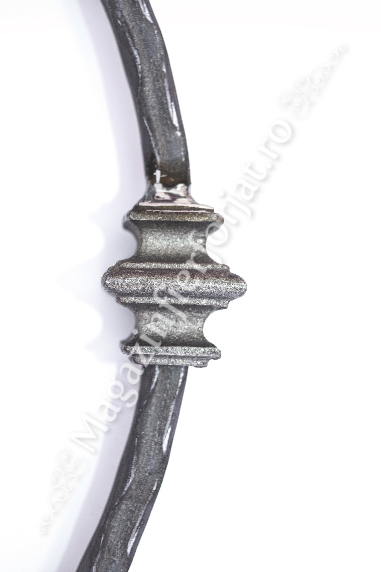 UNV60.5 Balustru balcon simplu si cu pafta H.900mm din 12x12mm amprentat