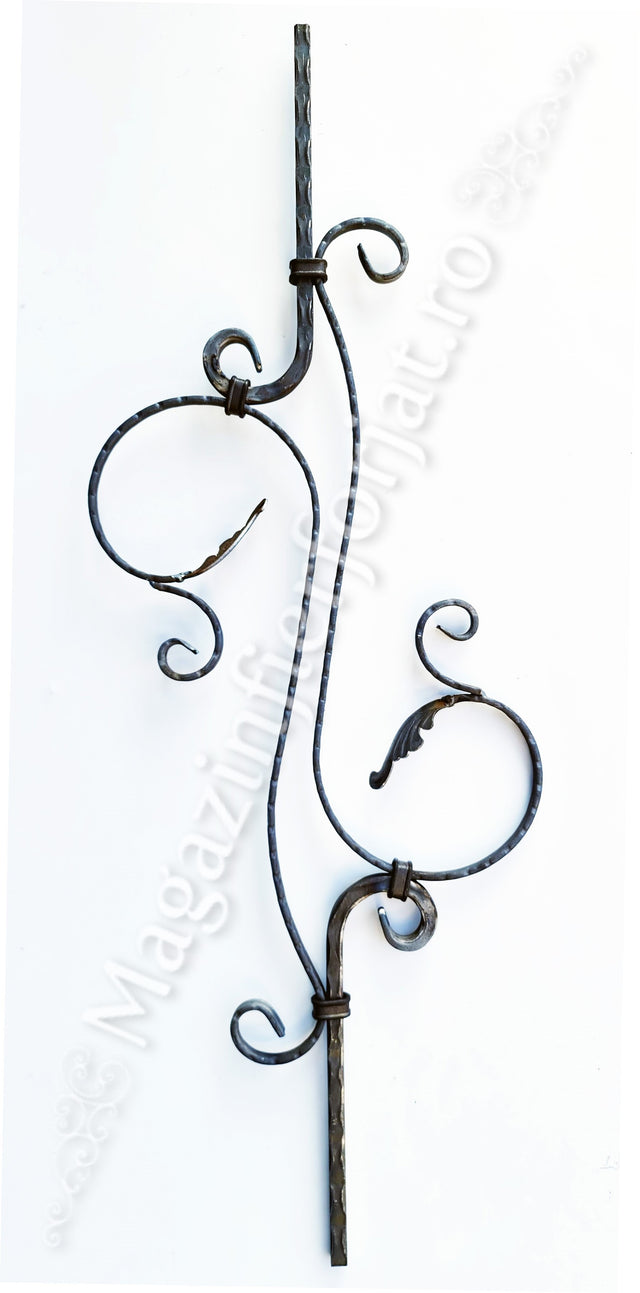 UNV70.12.1 Balustru din fier forjat forma de S cu frunze "LEBADA" din 12x12mm/12x5mm amprentat H.900mm L.315mm