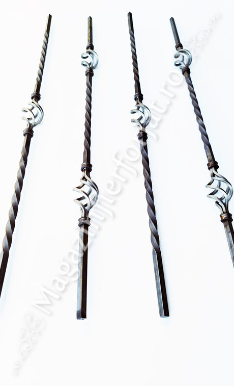 UNV70.25 Balustru vertical, din fier de 12x12mm rasucit, H.900mm, cu 2 cosulete si coliere de mascare sudura