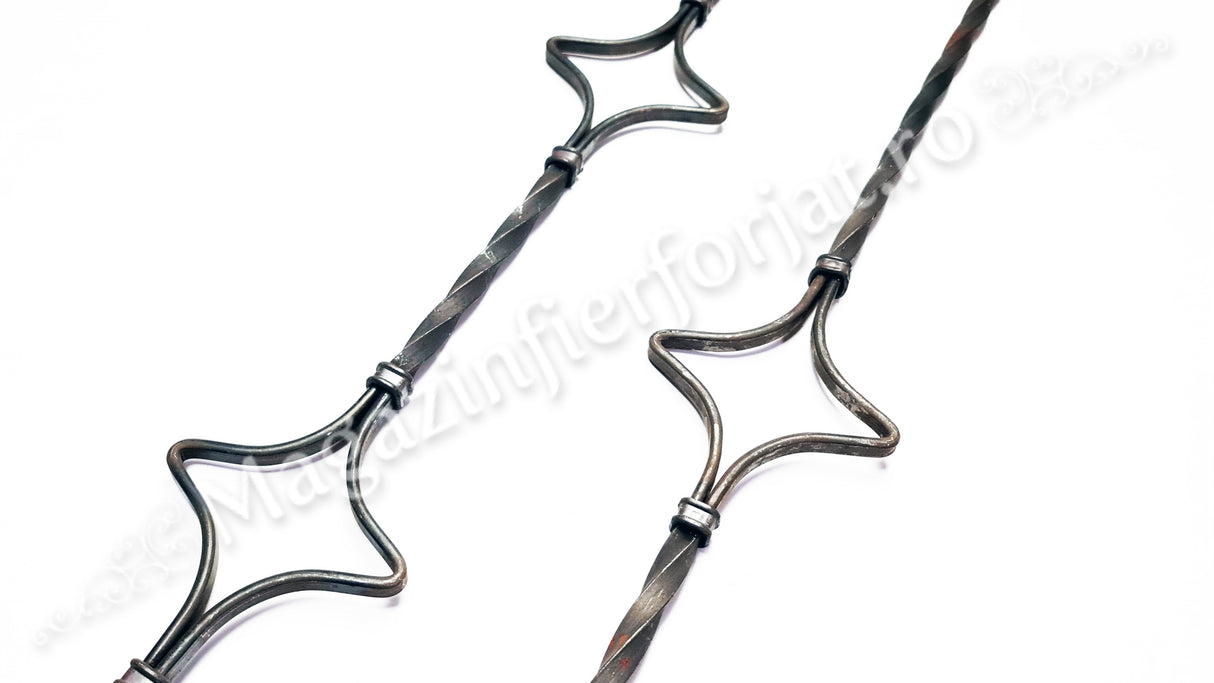 UNV70.29 Balustru din fier forjat cu doua ROMB-uri din 12x12mm torsionat H.900mm L.130mm