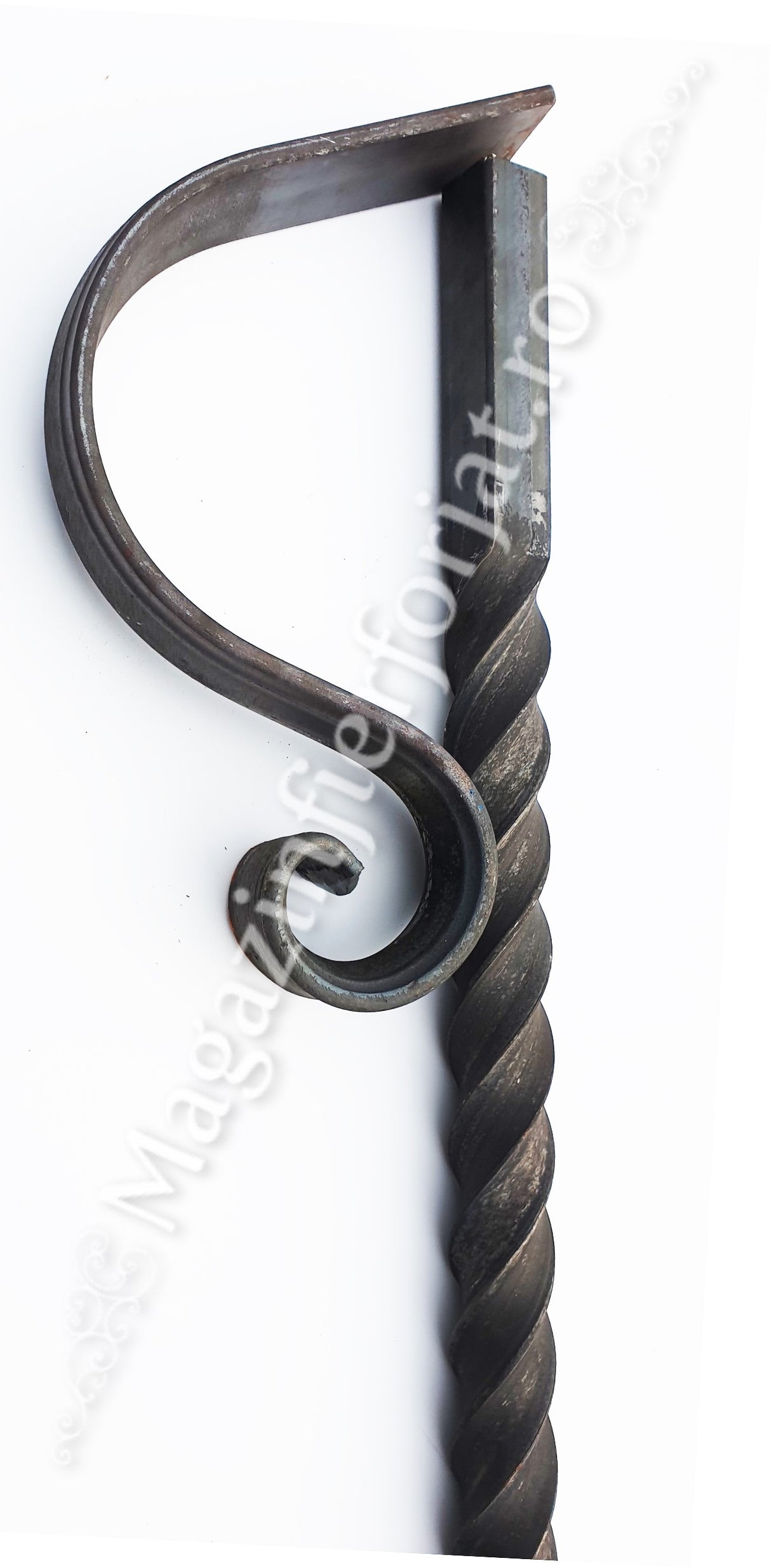 UNV71.3 Stalp de balustrada cu H.1000mm din fier PLIN 30x30mm rasucit pe o portiune de 600mm