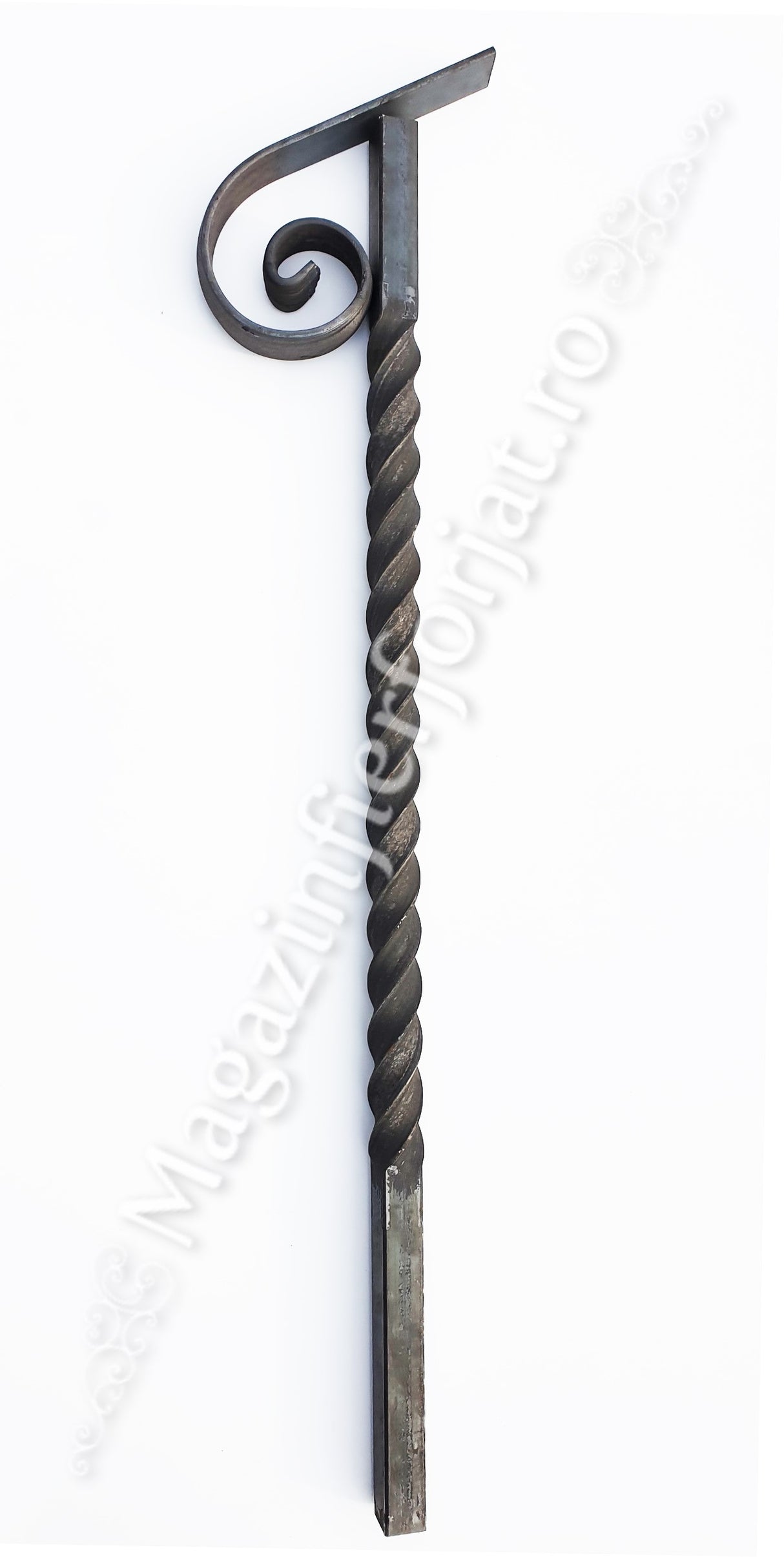 UNV71.3 Stalp de balustrada cu H.1000mm din fier PLIN 30x30mm rasucit pe o portiune de 600mm