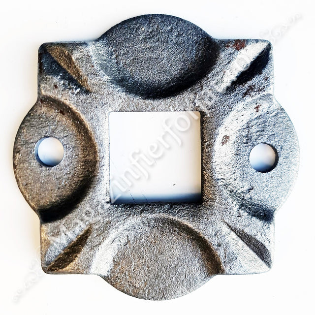 116/A/7/2G Placa de prindere stalp balustrada, cu 2 GAURI DE MONTAJ, 100x100x10mm cu gaura de 30x30mm turnata din OTEL