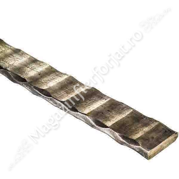 118/A/6 Platband 30x8mm amprentat pe ambele fete si pe margini 3ML