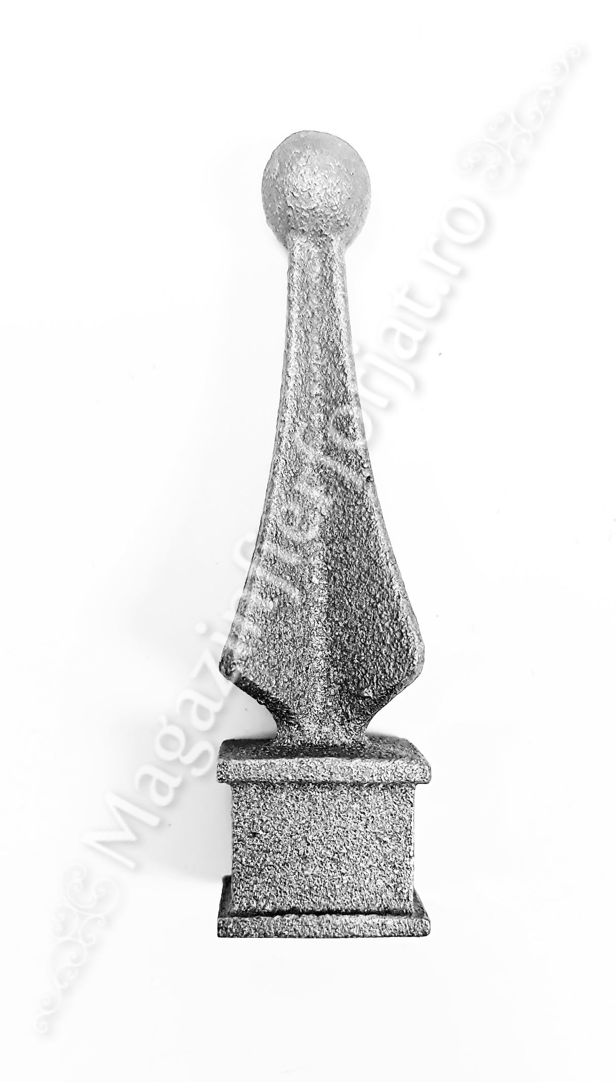 40.536 Varf turnat H.105mm cu baza la interior gaura de 17x17mm si la exterior 27x27mm