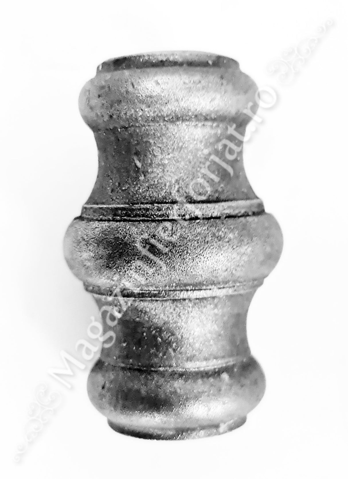 41.000.16 Pafta turnata cu basorelief H.64mm, interiorul rotund D.16mm, aliaj fier-fonta sudabila