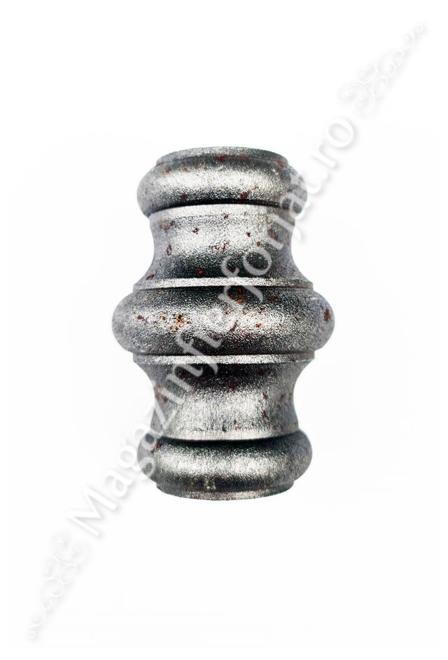 41.004 Pafta H.67mm D.45mm la mijloc, cu gaura patrata 14x14mm