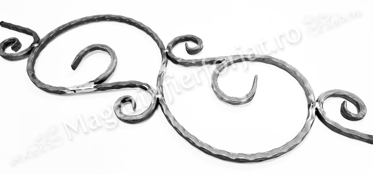 UNV70.37.2 Balustru in forma de "S" cu 4 C-uri cu H.900mm x L.260mm din 12x12mm amprentat