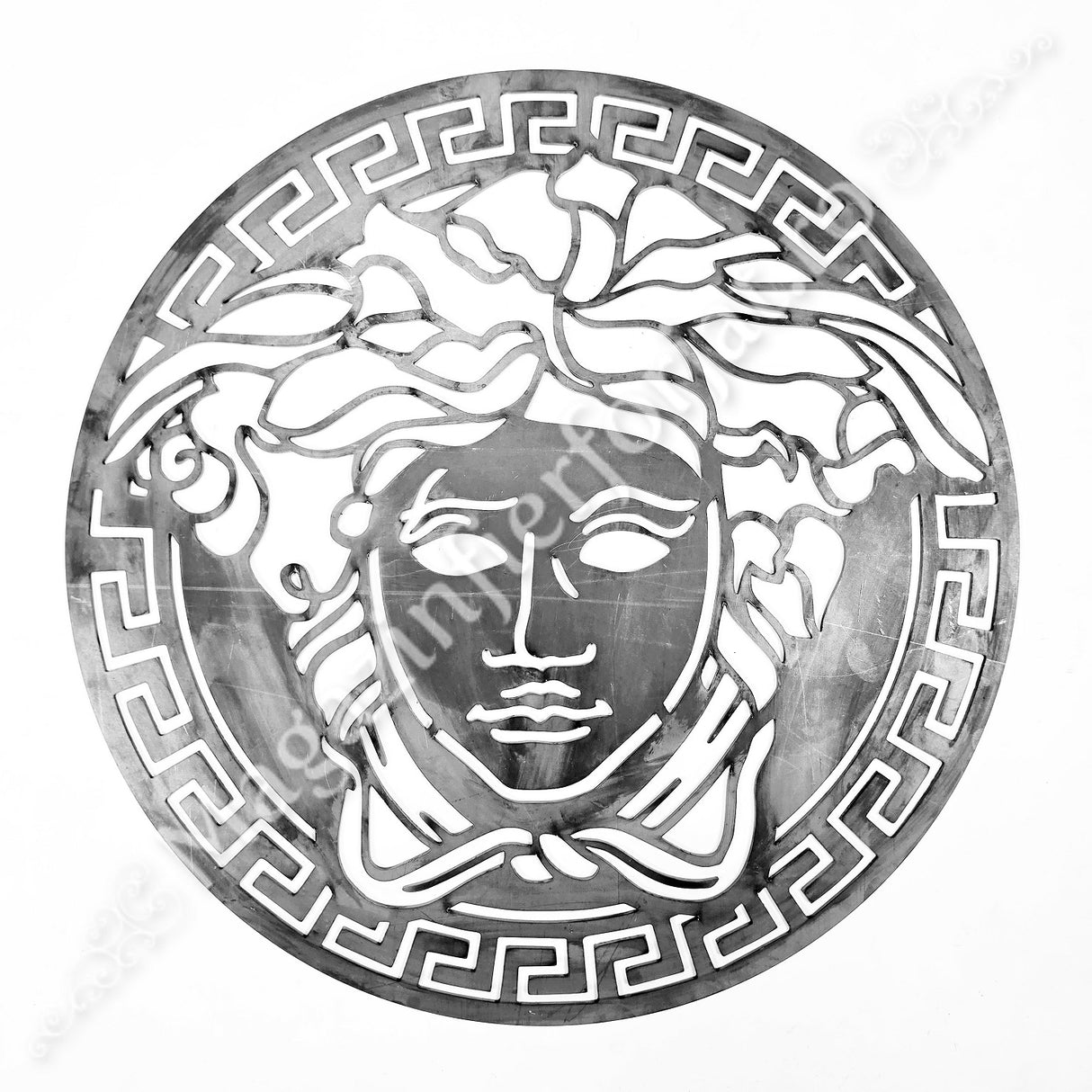 UNV94.26 Medalion decorativ din tabla debitata laser, model „CAP VERSACE MEDUSA-1” D.495mm cu grosimea de 3mm