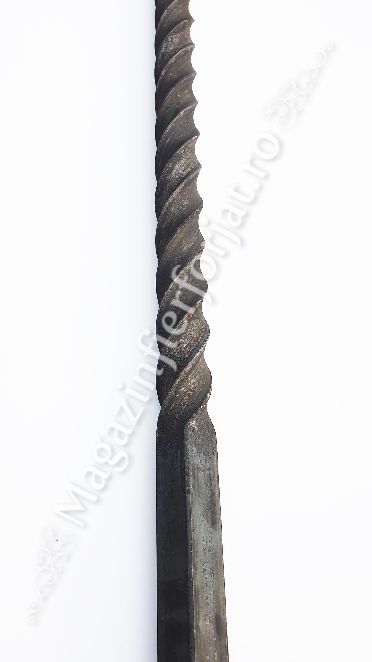 UNV71.2 Stalp de balustrada cu H.1200mm din fier PLIN 30x30mm rasucit pe o portiune de 700mm